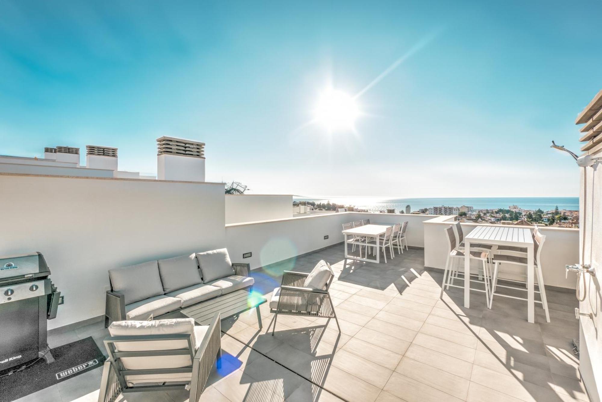 Villa Deluxe House With Roof Terrace And Pool
