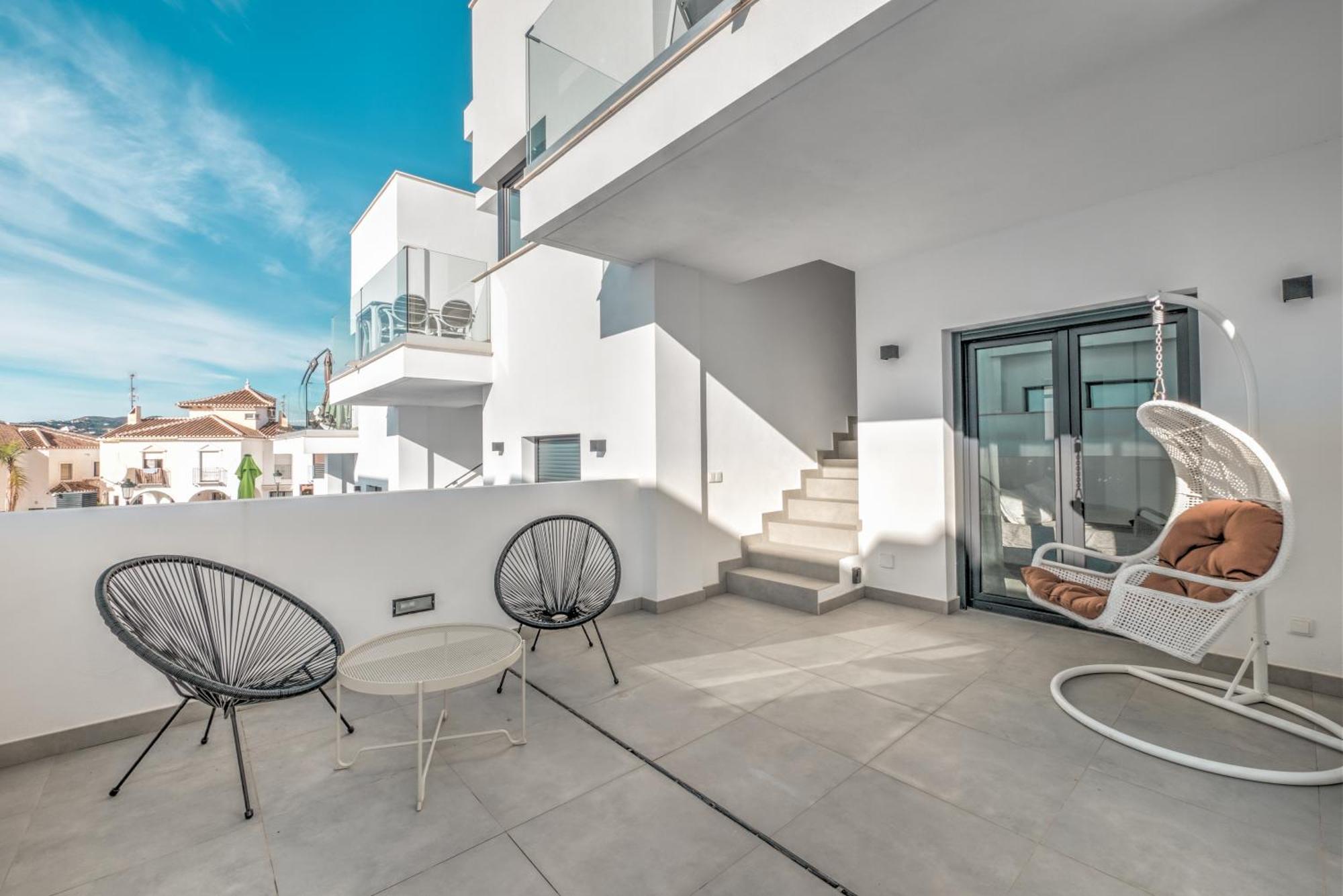 Villa Deluxe House With Roof Terrace And Pool